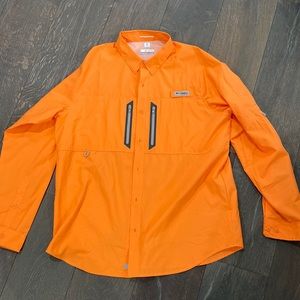 NWOT men’s Columbia PFG long sleeve button down shirt